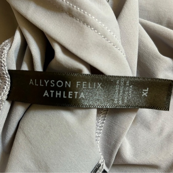 Athleta Allyson Felix sleeveless grey top‎ size extra large - Picture 4 of 6